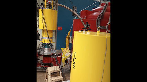 ICE Oxford Dry 1.5K Beamline Cryostat